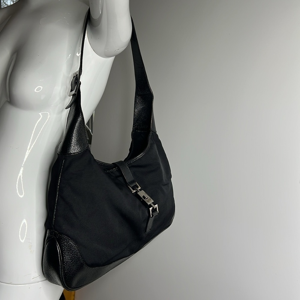 Gucci Jackie Black Nylon Pebbled Leather Black Metal Piston Closure Shoulder Bag - Picture 4 of 16